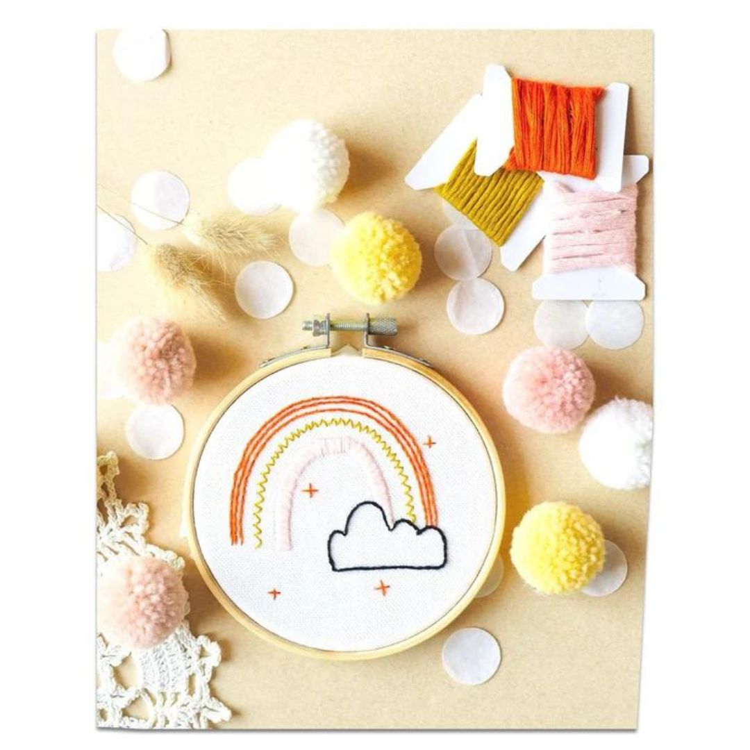 Children's corner : embroidery kits from 3 years old - Love & Stitch